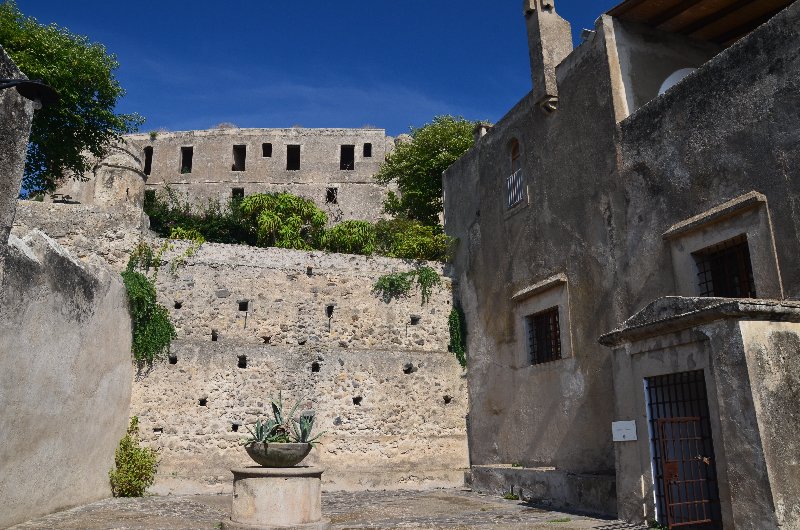 Italia y sus pueblos-2018/2019/2023 - Blogs de Italia - ISLA DE ISCHIA-21-9-2018 (108)