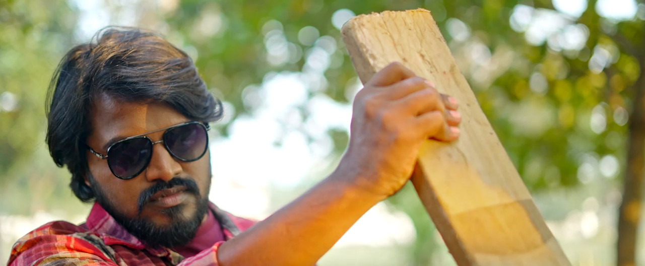 Gadhi 2025 WebRip [Telugu] 480p 720p ESub Screenshot