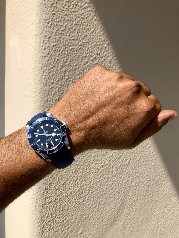 6E70D2F3-6978-413E-8412-8386ACD5F571