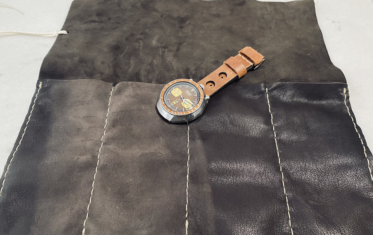 380E3B04-F93C-4CDF-BDCF-0F892BCF751E