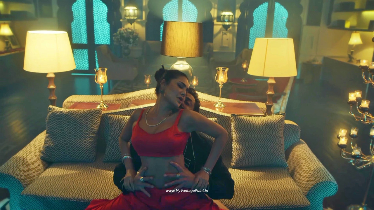 89Esha Gupta Hot in Aashram Web Series