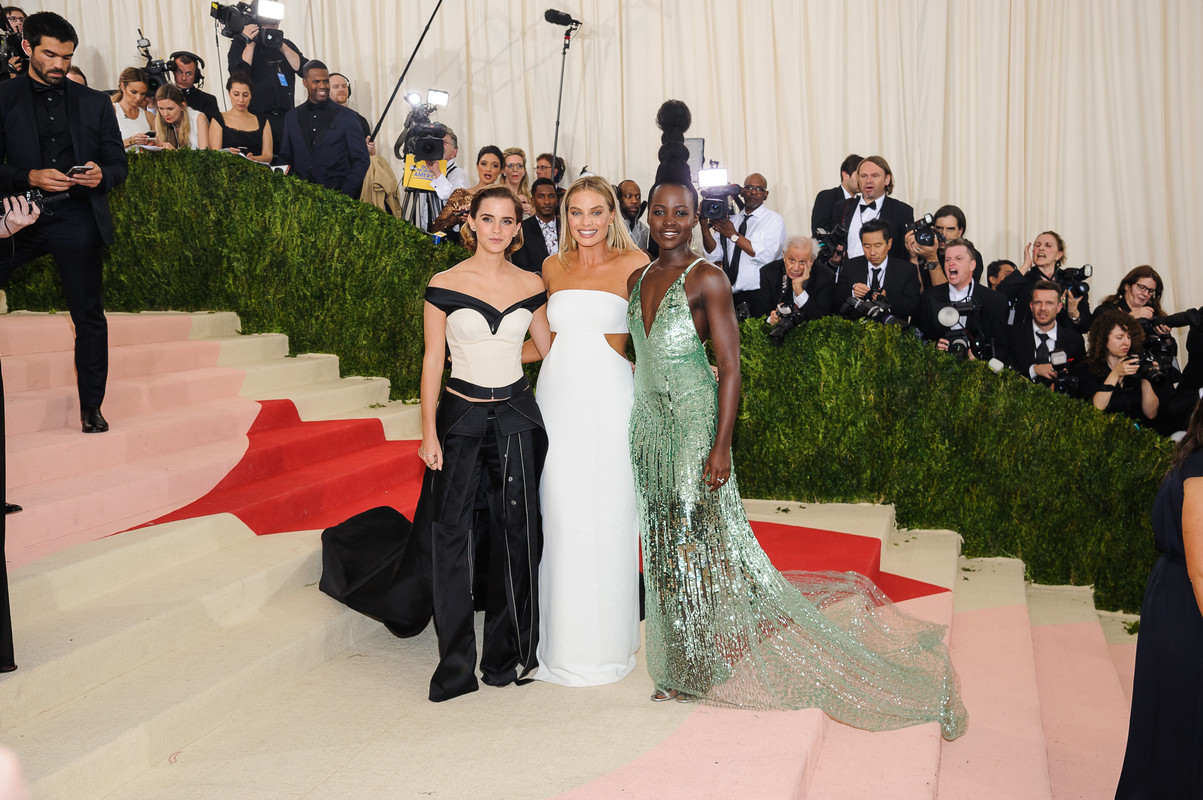 emmawatson-updates.com (336)