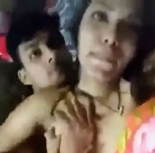 Desi south indian lover kissing and fucking on bed