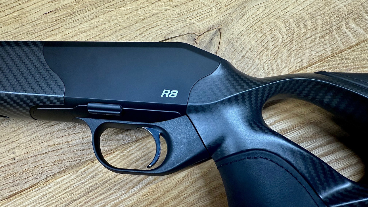 R8-Carbon-Leder-Schaft-mit-System-4