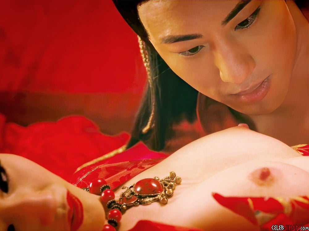 leni-lan-nude-sex-zen-extreme-ecstasy2