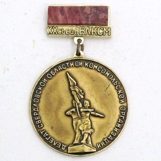 Камни были разные