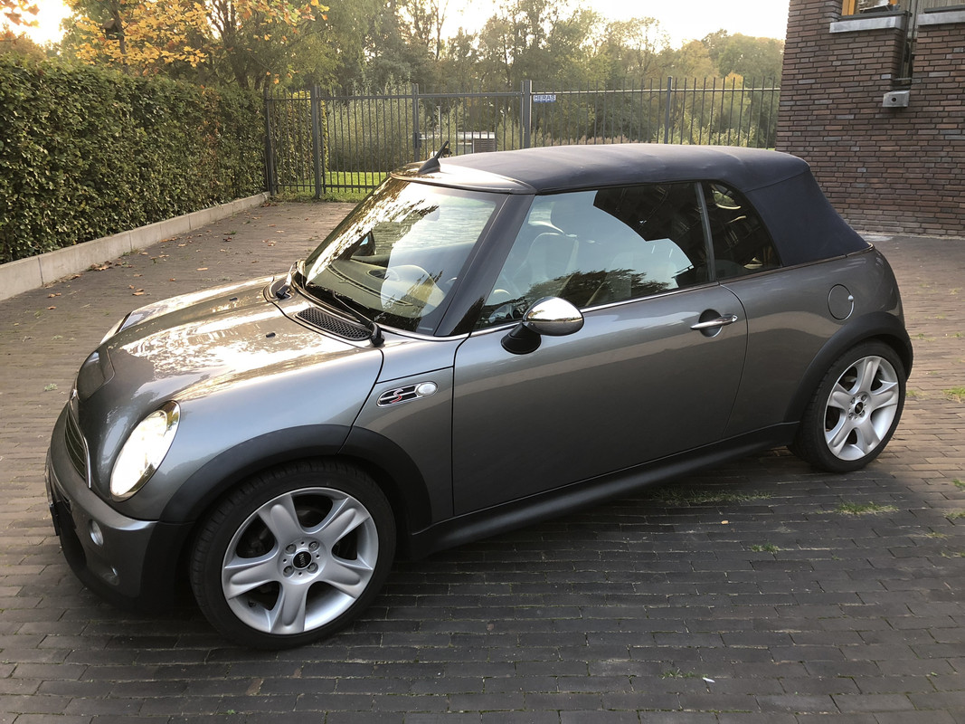 75C16417-3187-4423-9572-B90CF5A5DF1B