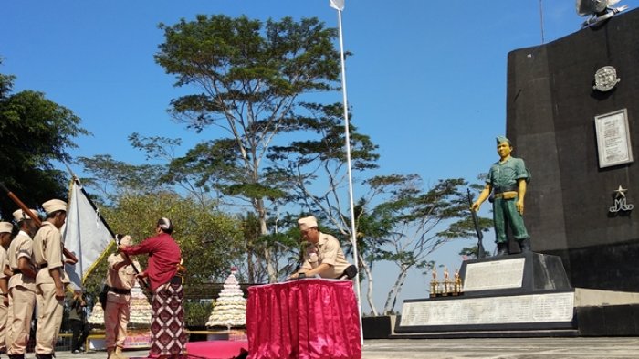 Upacara peringatan Sejarah Perjuangan Plataran, di Monumen Plataran Selomartani, Kalasan, Minggu (26/8/2018) 
