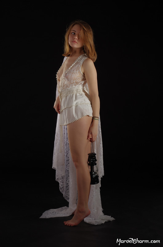 MarvelCharm_Nicolette-Lantern-072