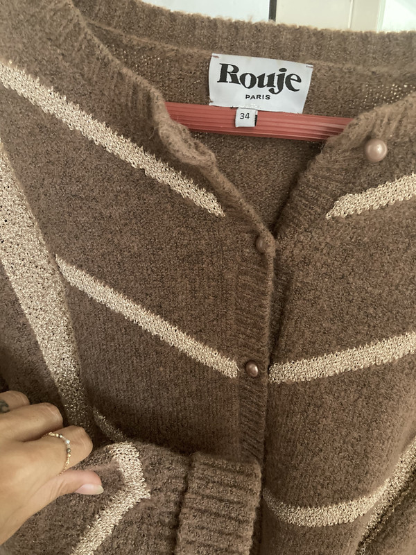 E0F31B7C-7E1C-4FD0-9F00-9B037ABD1C44