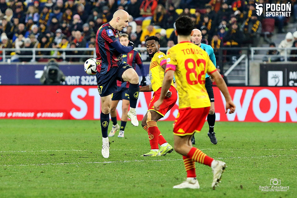 37-Pogon-Jagiellonia-2024-12-01