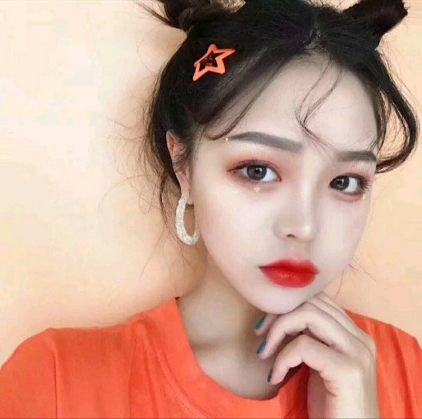 夜蝴蝶直播app;vlog