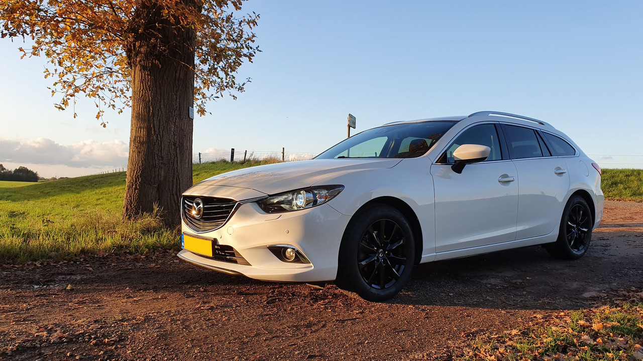 mazda1.jpg