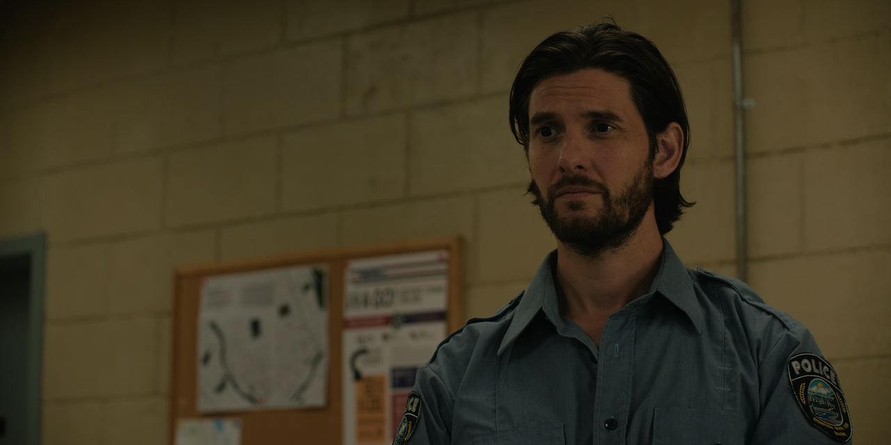 The.Institute.S01E03.Graduation.2160p.10bit.AMZN.WEB-DL.DDP5.1.HEVC-Vyndros.mkv_snapshot_11.01_[2025