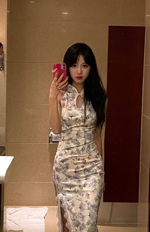 X2株洲师范绿帽门 时间，女主有男朋友期间去夜店泡吧约炮被拍摄后资源流出，视频分2段，第一段是在厕所里被口爆，第二段为酒店当晚开房怼脸拍摄，网红脸学妹风还挺可爱的，可惜纯爱战神应声倒下～ (3)