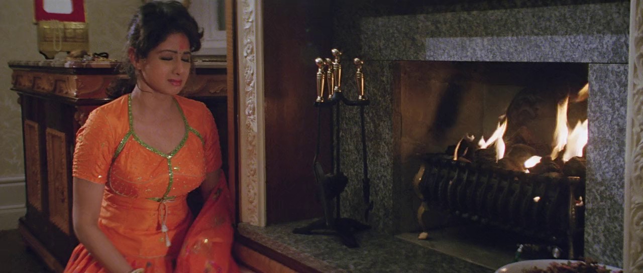 Lamhe-1991-Hindi-Blu-Ray-720p-x264-AVC-AAC-2ch-ESub-mkv-0006