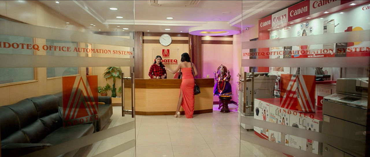 Pyar Hi Pyar 2021.1080p.AMZN.mkv_snapshot_03.19_[2021.07.09_16.44.51]