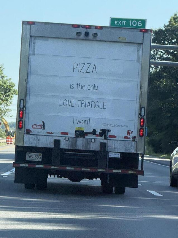 Pizzasl1nsgrxchh1-ezgif-com-resize.jpg
