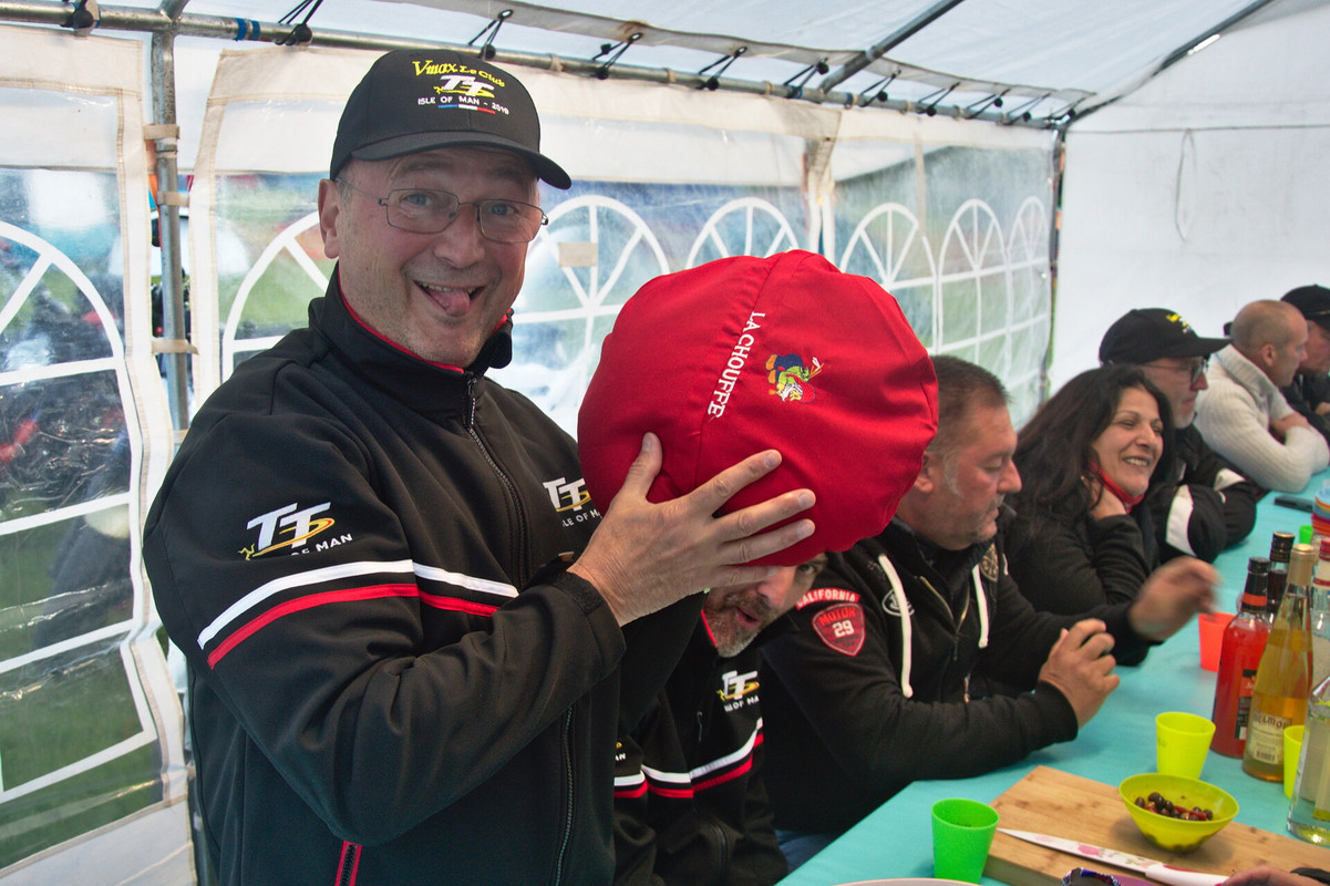 Vmax Tour 2019 au TT à l'île de Man R-DSC9684