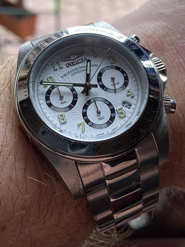 2033E863-B797-4465-A769-A5C385AFCCA3