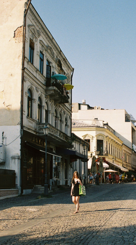 R1-09392-0005.jpg