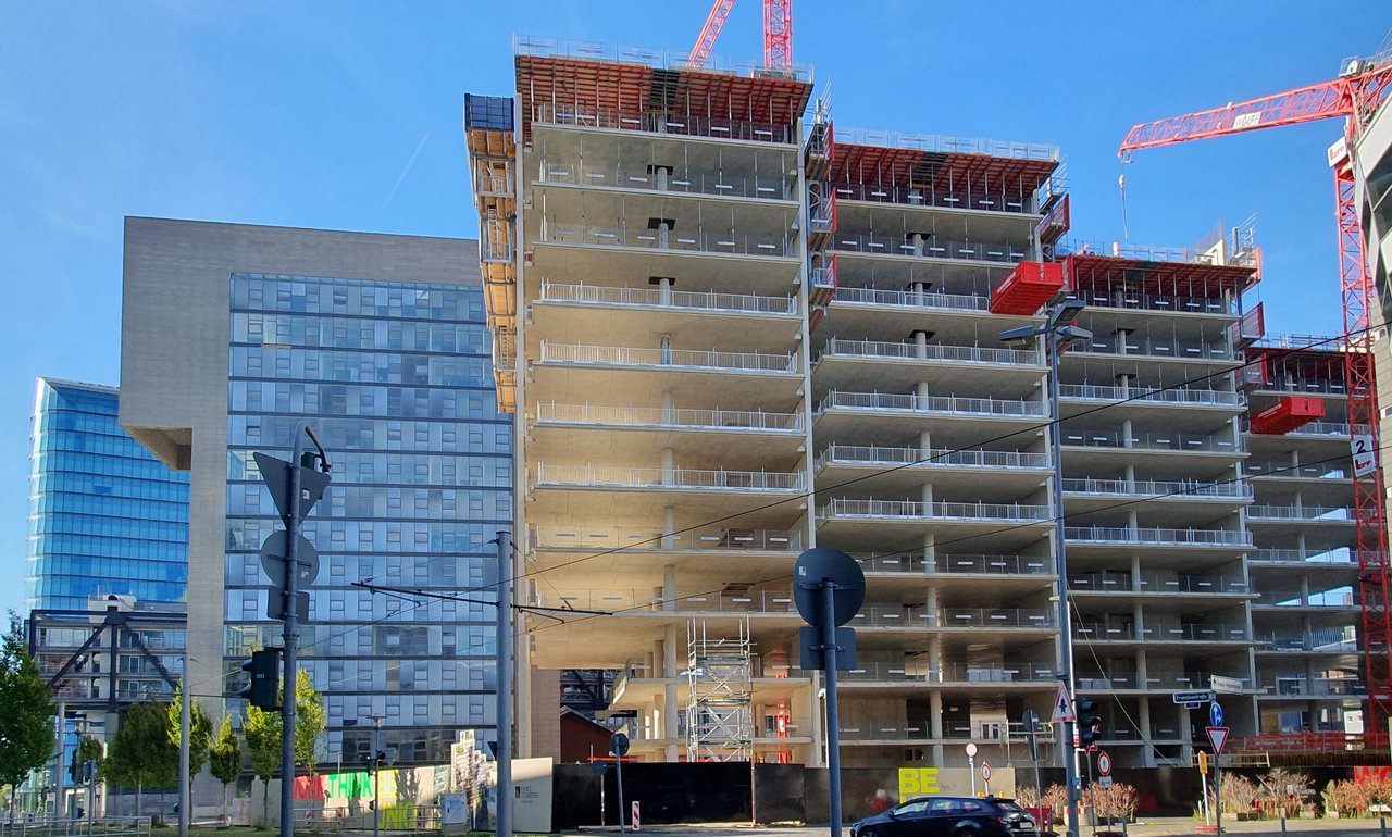 20250907-171333-Shift-N.jpg
