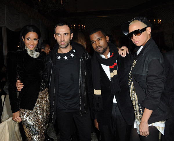 Riccardo Tisci 2024: dating, net worth, tattoos, smoking & body facts ...