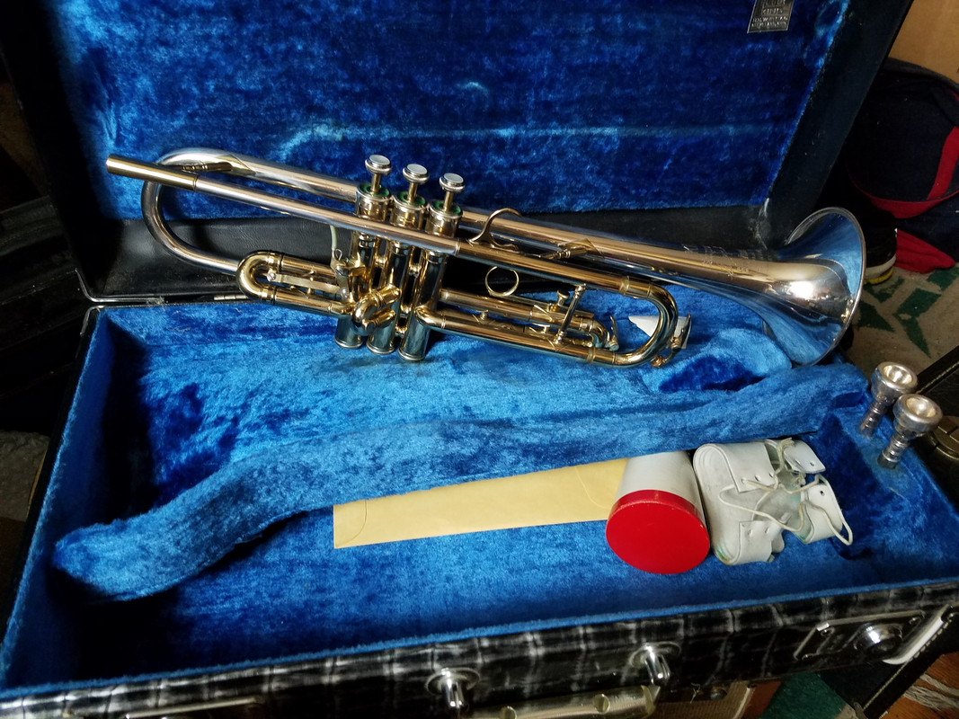 King 1965 Super 20 Silvertone Trumpet DB sn 414124 (14)