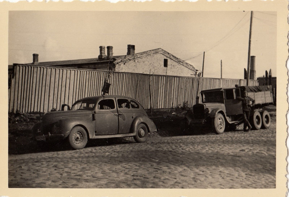 Wehrmacht Rußland deutscher PKW Kübelwagen & LKW