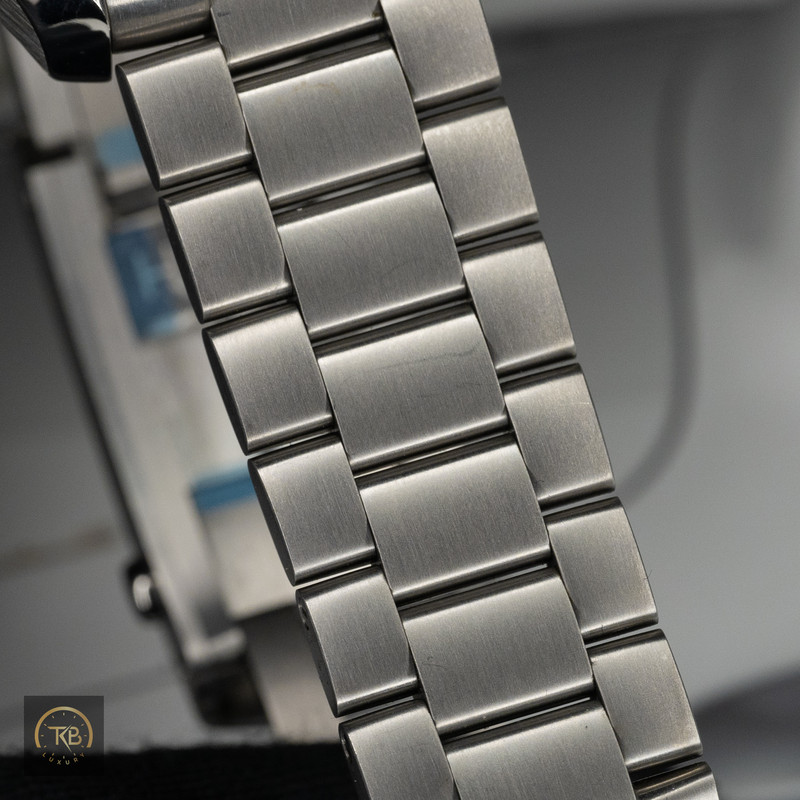 Omega Seamaster Planet Ocean Chronograph - Image 11