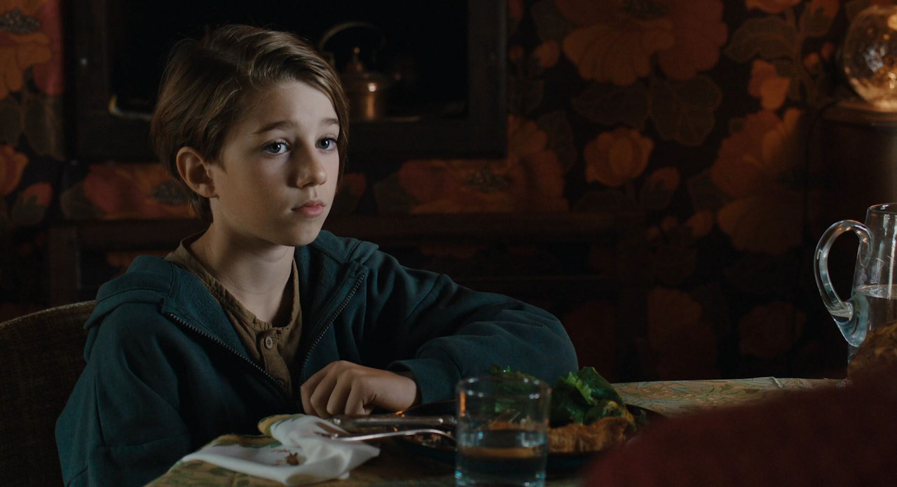 Quand.vient.l'automne.2024.FRENCH.1080p_00_16_28_00_98