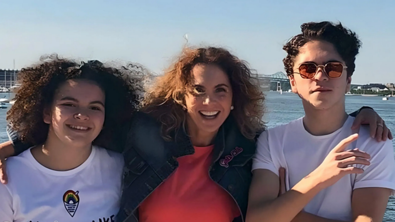 Lucero confiesa que no quería que sus hijos se parecieran a Mijares