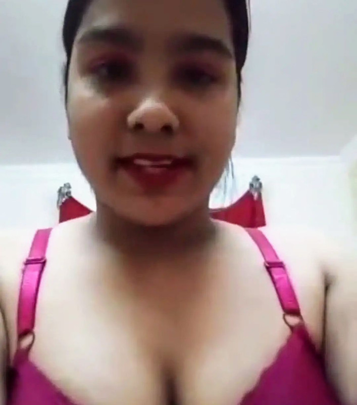 Chubby Bangladeshi unsatisfied wife nude