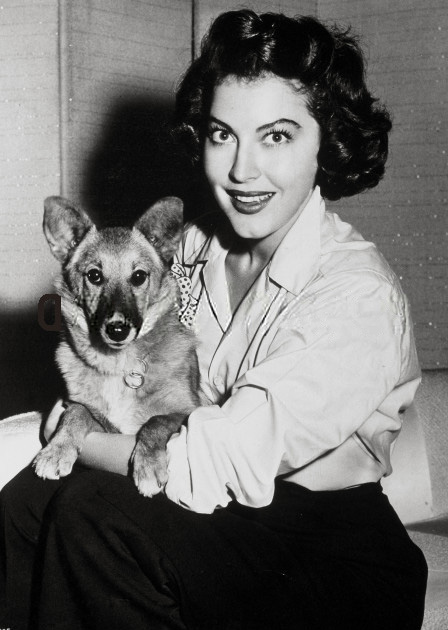 Ava_Gardner_c23