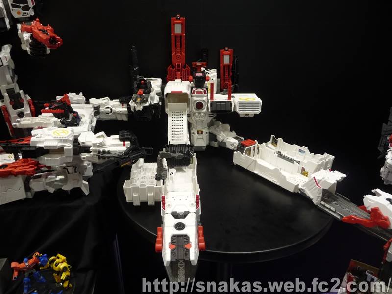 971627_356386127797326_649483433_n