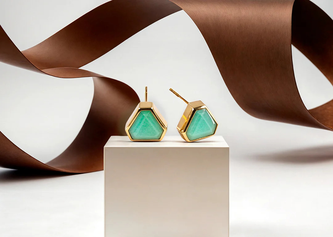 5 Year Anniversary Gift Guide Why Birthstone Jewelry Is the Perfect Choice