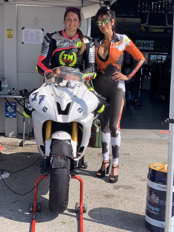 D73469FB-85D2-403A-A6D9-2FD2F42980AC