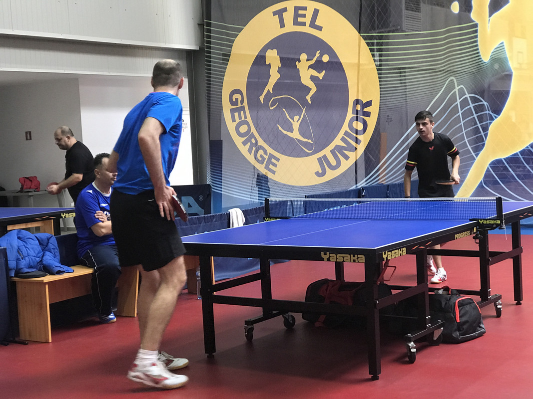 19C49957-0722-48A6-B2A0-AAA7D6930C72