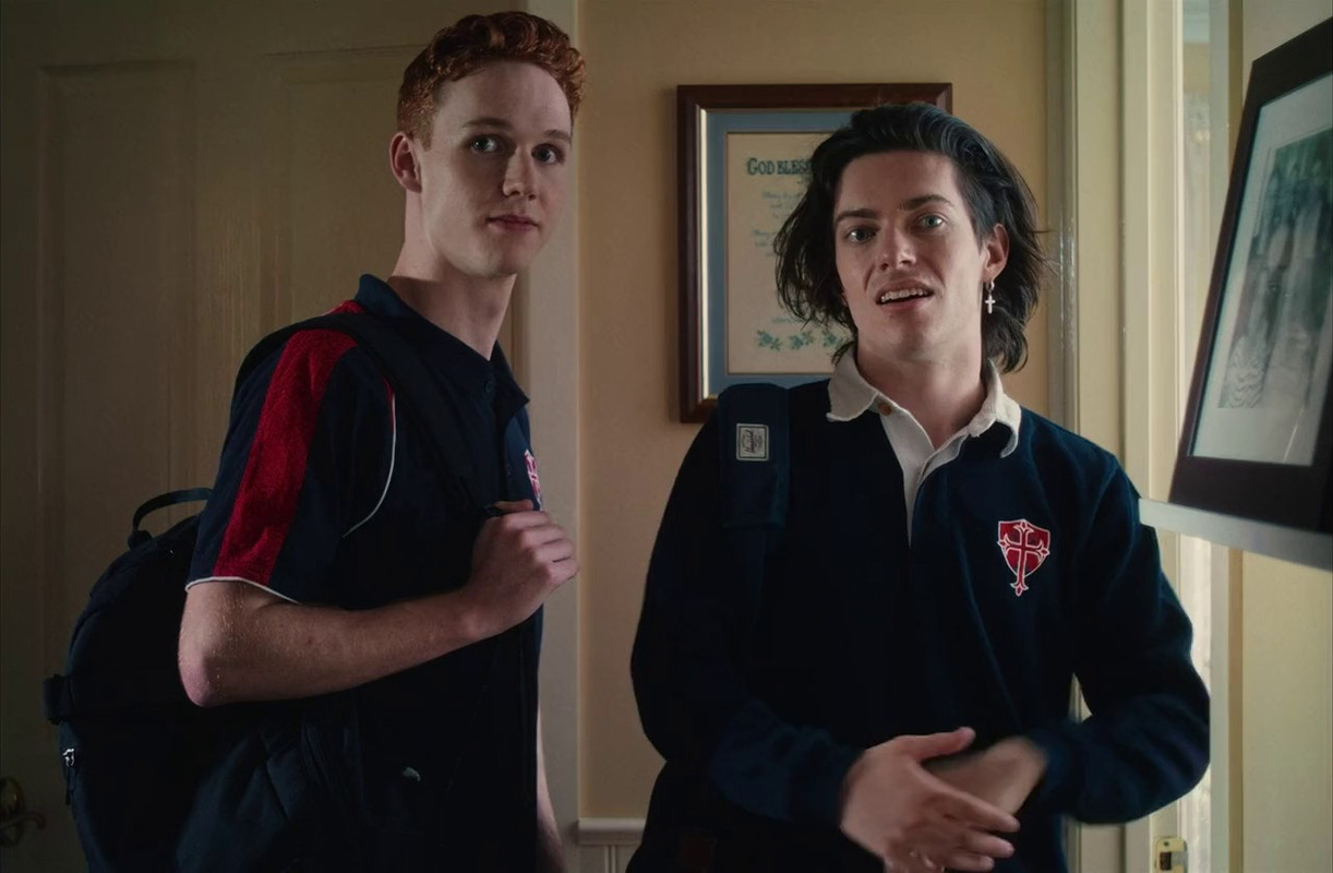 Sunflower (2024) WEBRip English 720p x264 AVC AAC 2.0.mp4.0000