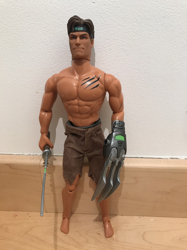 Max Steel Panther Claw. 932-AE4-ED-E9-CF-4-F53-8-EF1-34-FA0300-D84-F