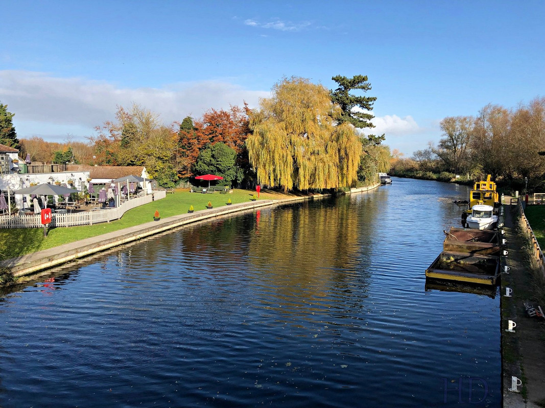 bridge-canal-HD.jpg