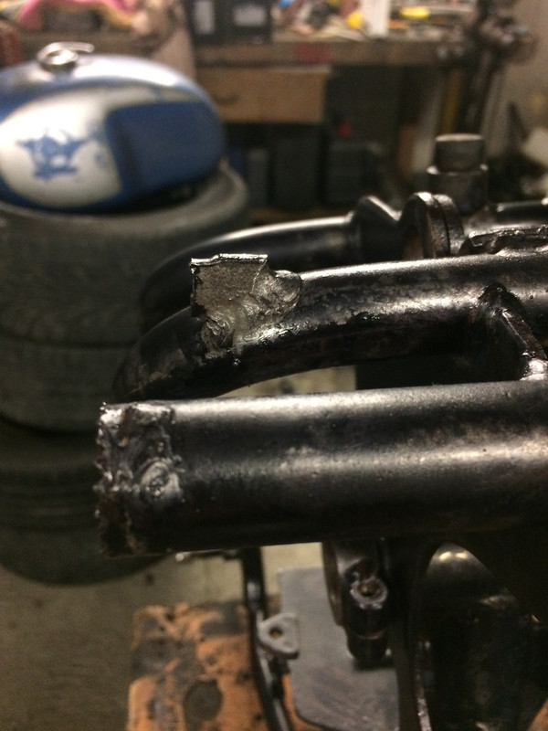 748AADE7-12CA-4265-94DD-C8B199121F3E