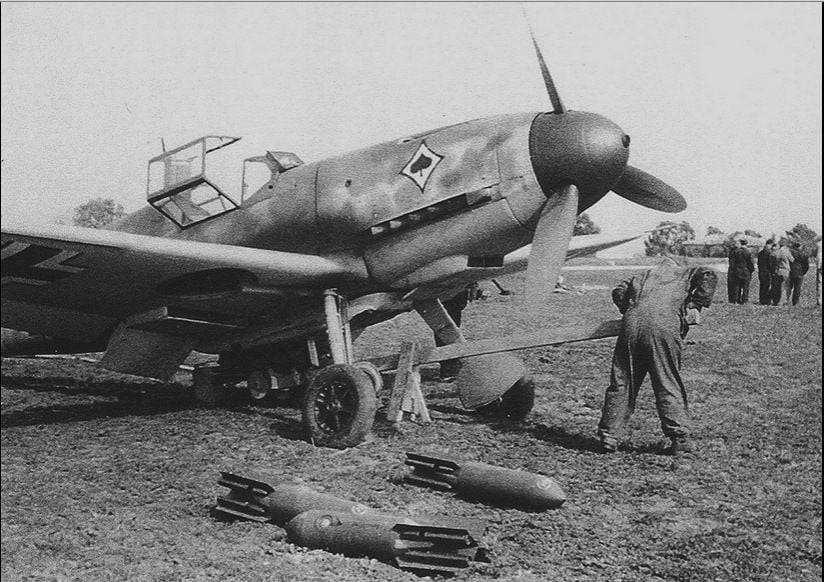 Messerschmitt Bf109F-4B from 10.JG53 (Jabo). Italy, Sicily, San Pietro, in March 1942