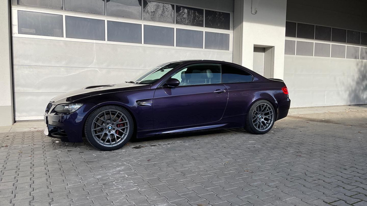 f2a33158-66ac-4000-9593-69ad0f14f4a8