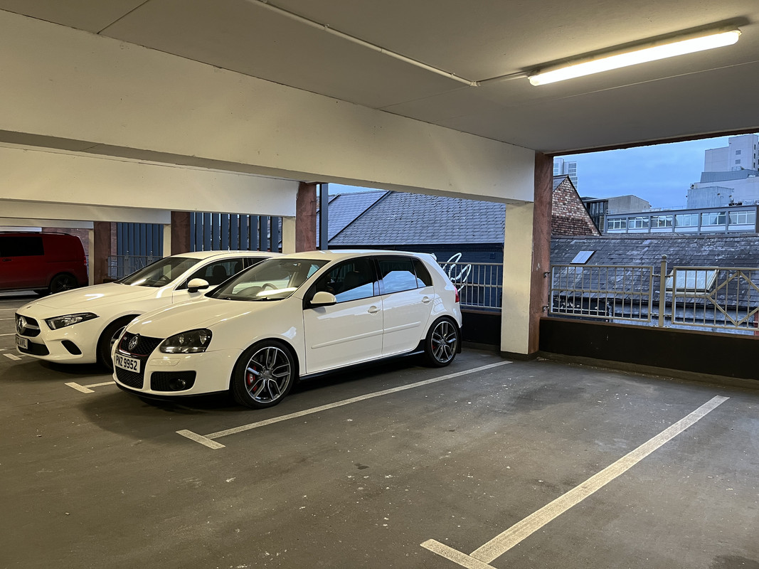 2F13AECA-4084-4478-80FA-E4E57E6E1365