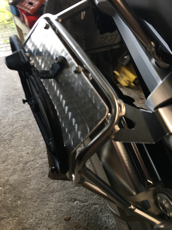 8D50F1E1-3BD3-4CEC-A163-706326A3DAD6