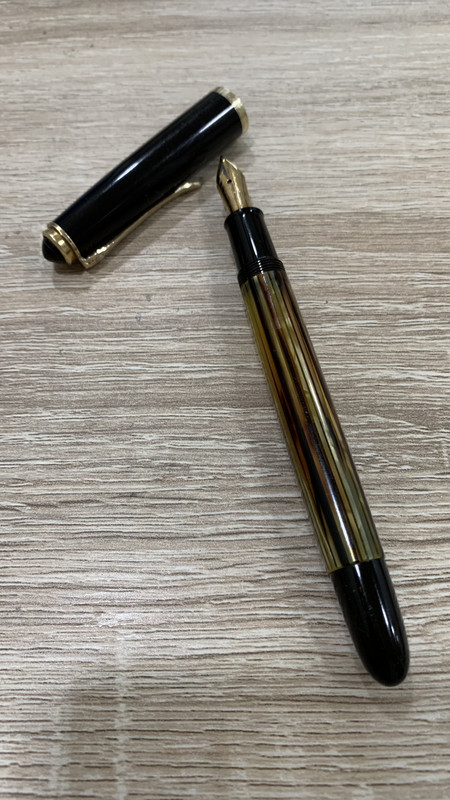 20C04DE6-C08E-403E-9A67-EC5AFB783A73