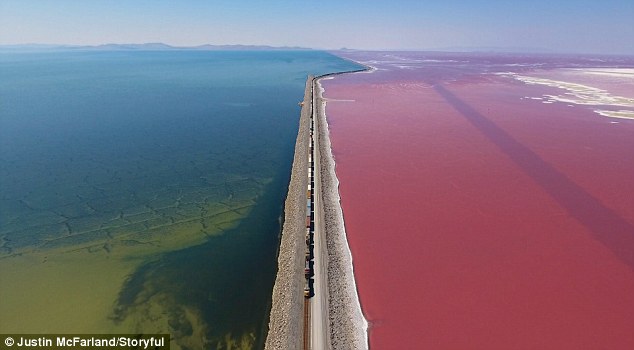 Great Salt Lake (Hồ Muối Lớn) ở Utah chuyển sang màu hồng rực rỡ (+video) 000000
