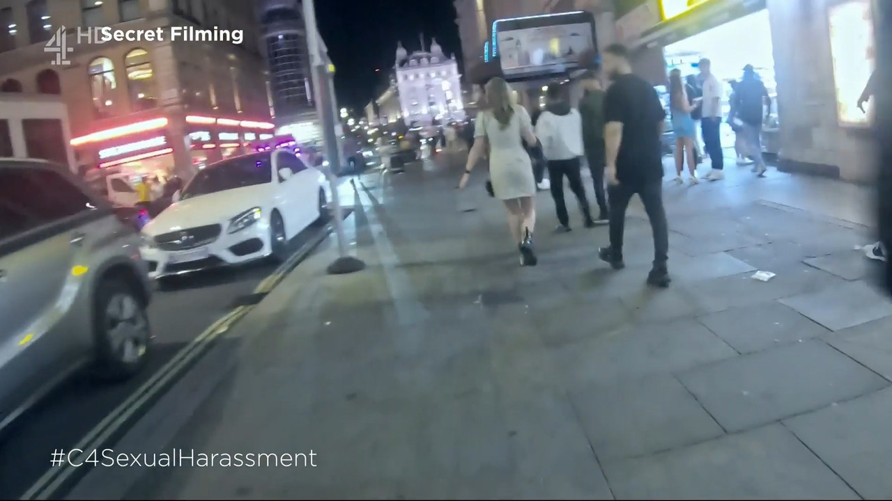 2022-12-12_23_00_Chan4_Undercover-Sexual-Harassment-The-Truth.mp4_snapshot_00.52.57.082