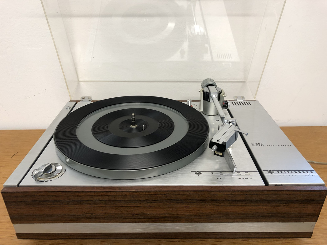 CEC48D36-E141-41EF-939C-89244F6F9AFB